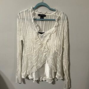 Dialogue Women's White Ruffled Outer Top & Silky Inner Tank